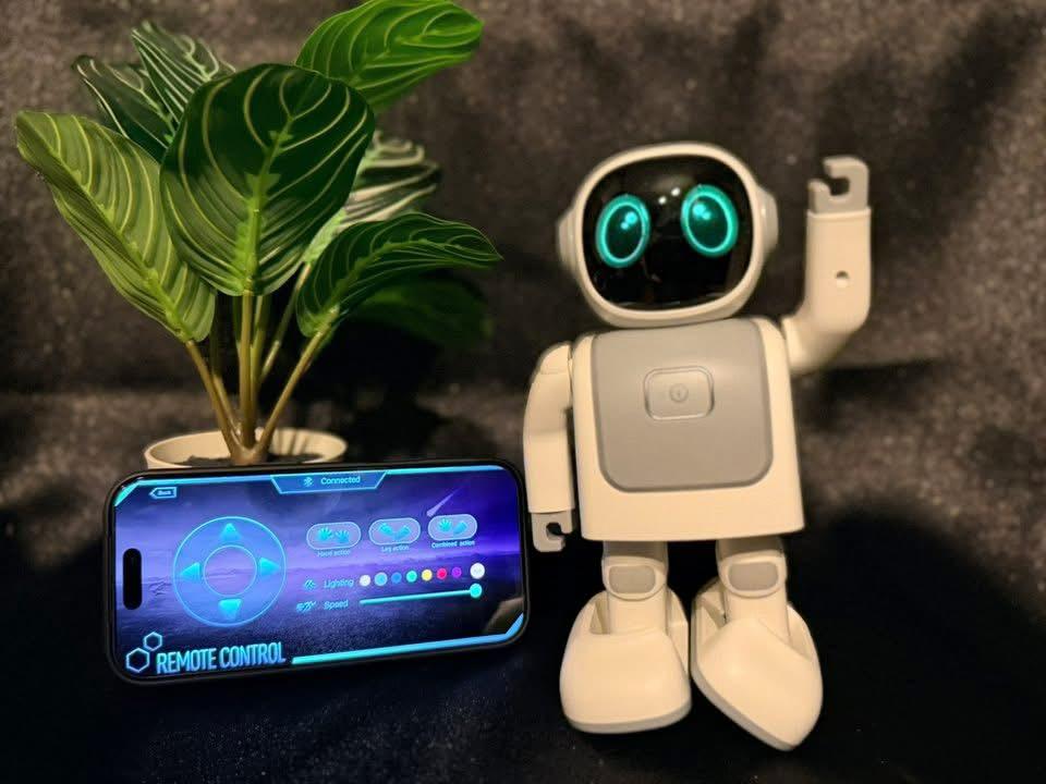 Smart Bluetooth Robot Speaker with App Controls & Talking Feature | Interactive Learning Toy