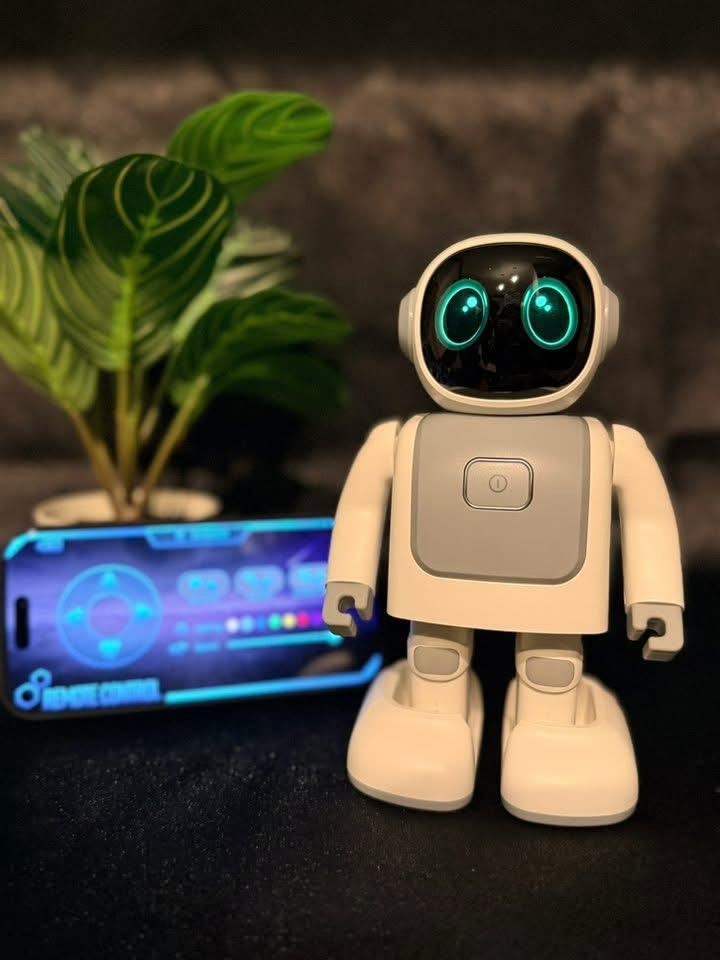 Smart Bluetooth Robot Speaker with App Controls & Talking Feature | Interactive Learning Toy